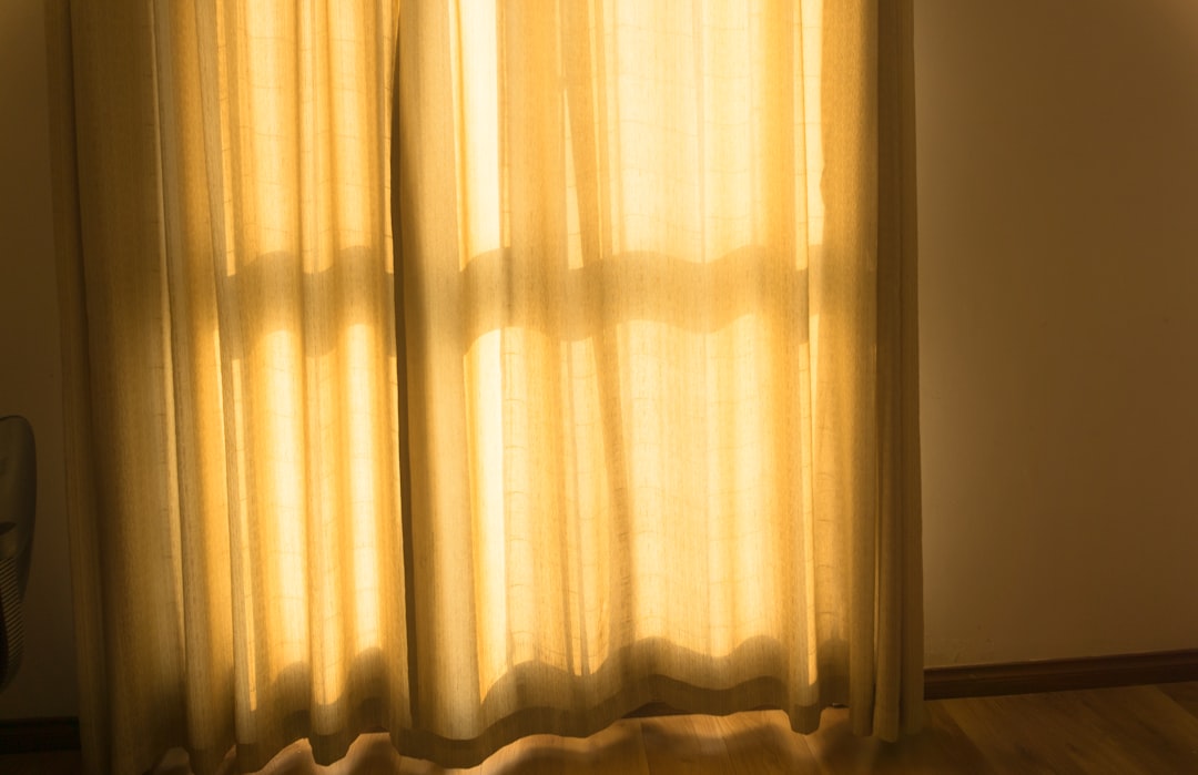 Hotelstijl raambekleding voor een luxueus thuisgevoel